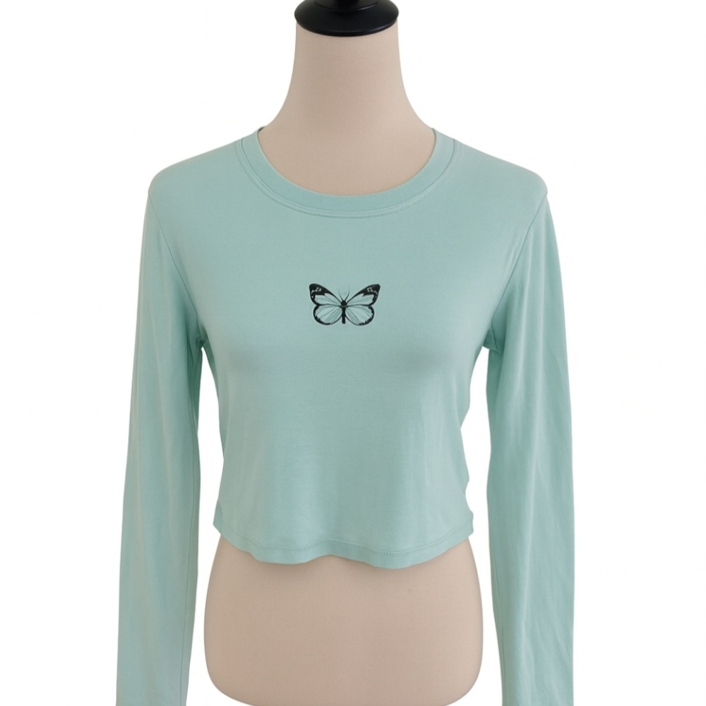 Urban Nation Light Blue Butterfly Graphic Long Sleeve Tee NWT Large
